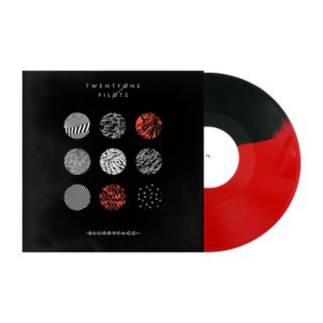 blurryfaceredblack174077652839.jpg